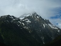Click to see big picture (800x600 pixels; 65 KB)